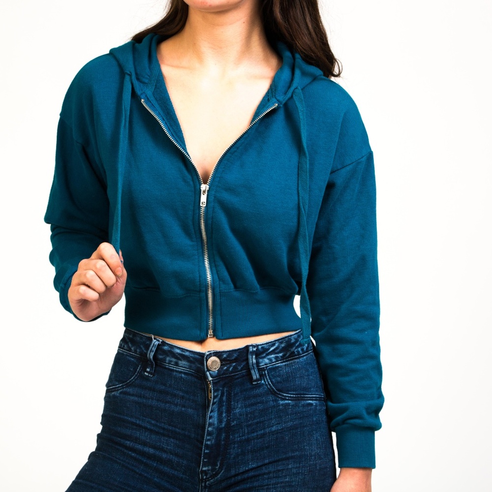 ●FOREVER 21 Cropped Zip Up Hoodie - Picture 2 of 3